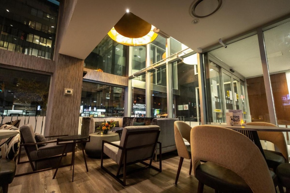 Holiday Inn Toronto Downtown Centre